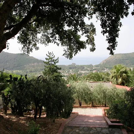 Spacious In Palinuro 琴托拉